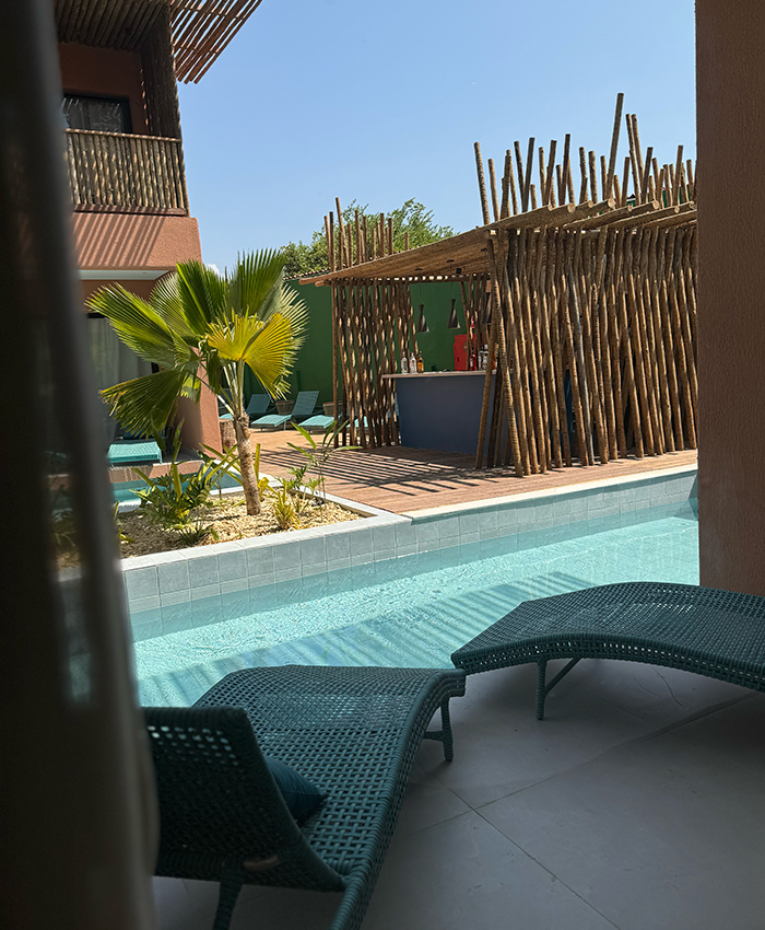 Suíte Luxo Varanda da Piscina