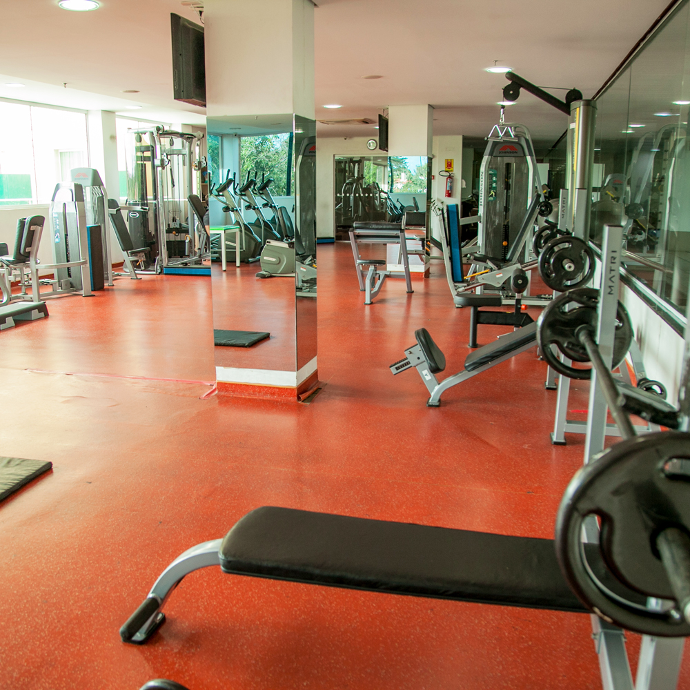 <p>Mantenha sua rotina de <strong>exercícios</strong></p>
